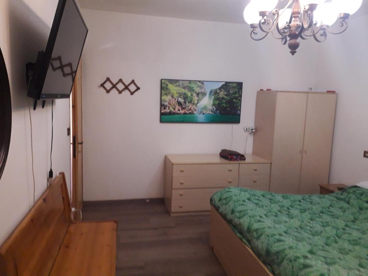Casa Vacanza Pineta Malonno エクステリア 写真